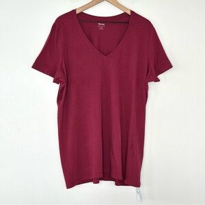 Madewell Women's Whisper 100% Cotton V-Neck Tee Maroon Size 1X NWT FLAWED